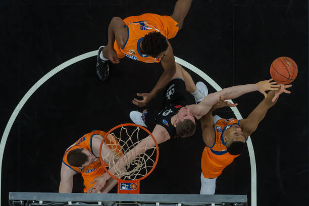 姆巴佩在高 姆巴佩在高